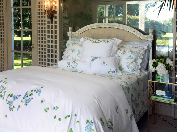 Some brands, like Porthault sheets and Charlotte Thomas bed sheets, stand out among the best. These brands are synonymous with luxury linens