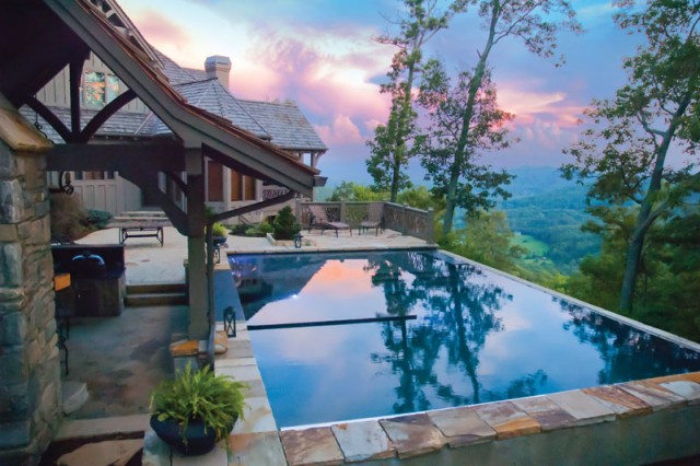 Custom Pools for Your Luxury Home