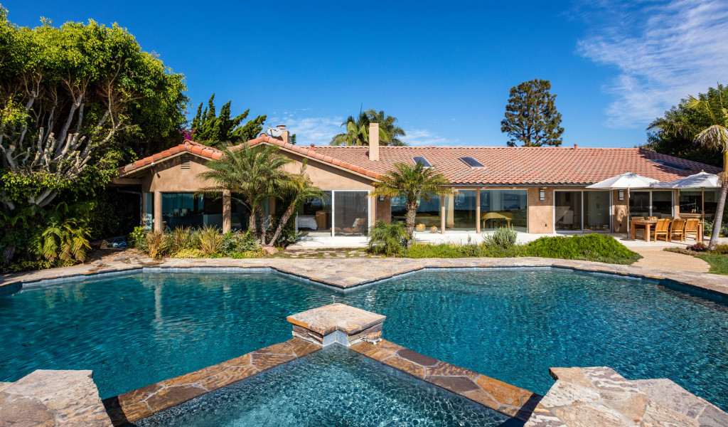 29020 Cliffside Drive, Malibu, CA, 90265 Backyard View with Pool