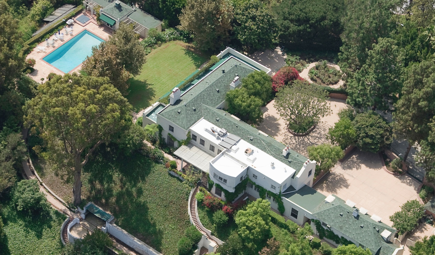 Taylor Swift 4 Stunning Beverly Hills' Celebrity Homes