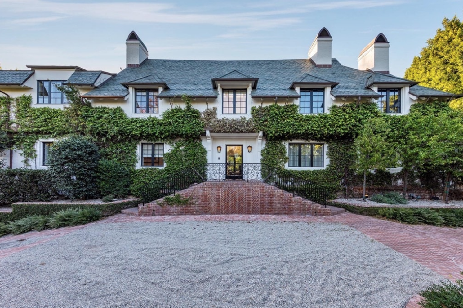 Adam Levine Beverly Hills' Celebrity Homes