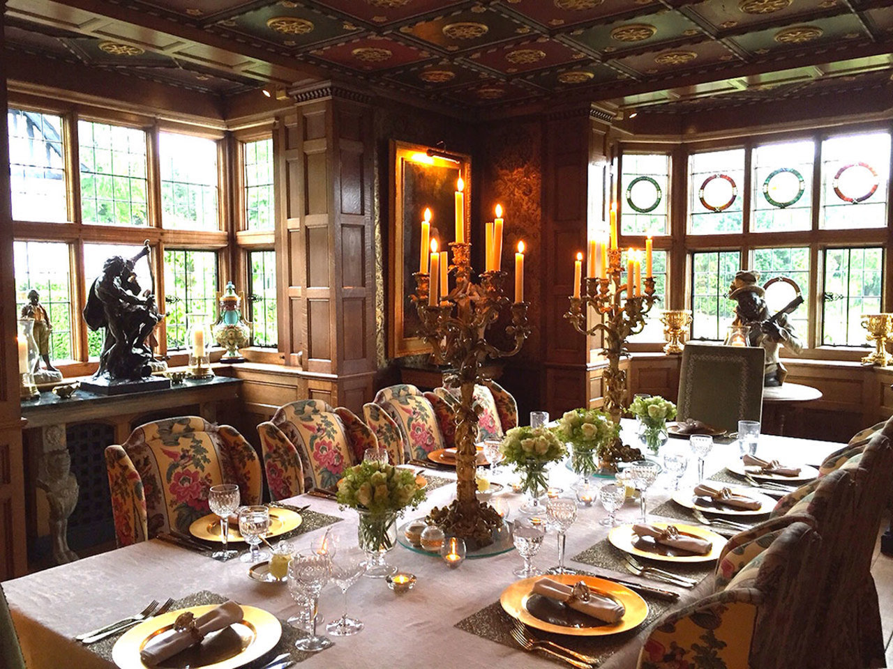 A Glimpse Inside Rod Stewart's English Mansion Finally Sold